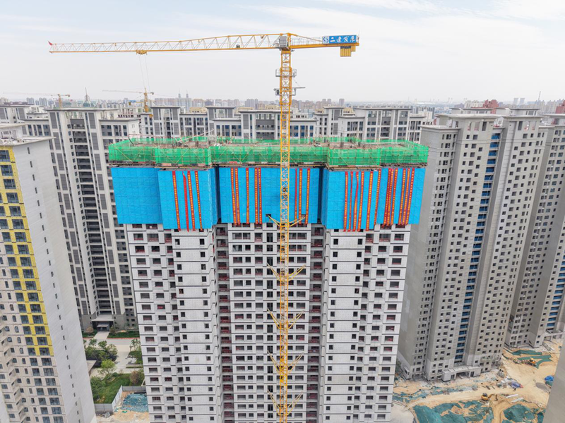 The 20th building of the third section of the second phase of Guoyue City Yufu was successfully topped out