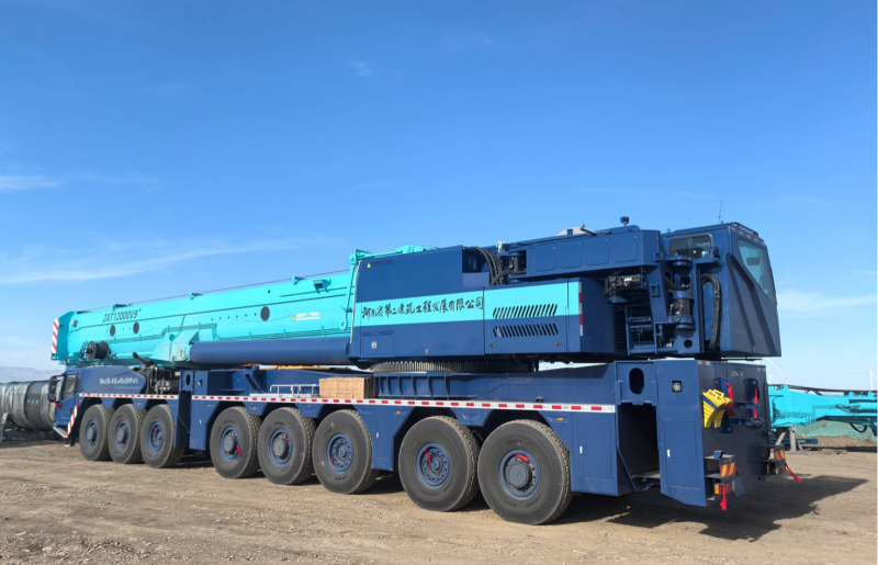 Equipped with a 1,200-ton heavy-lift equipment, we forge ahead to conquer mountain wind power construction